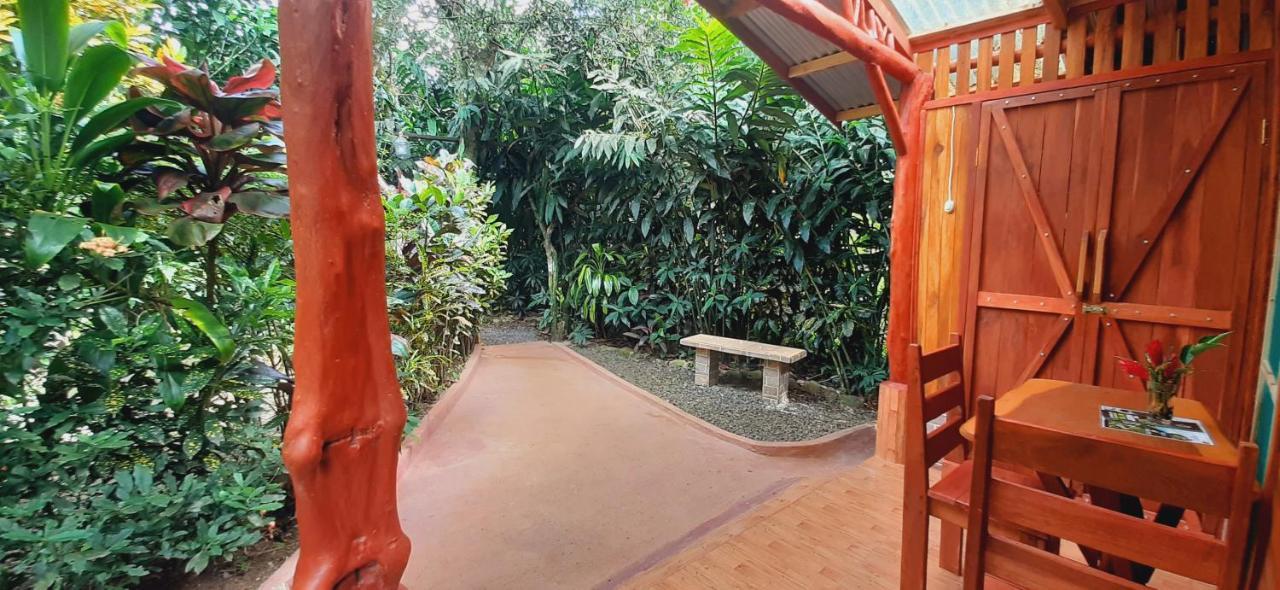 Jardin Entre Montanas Bed & Breakfast Bijagua Exterior photo